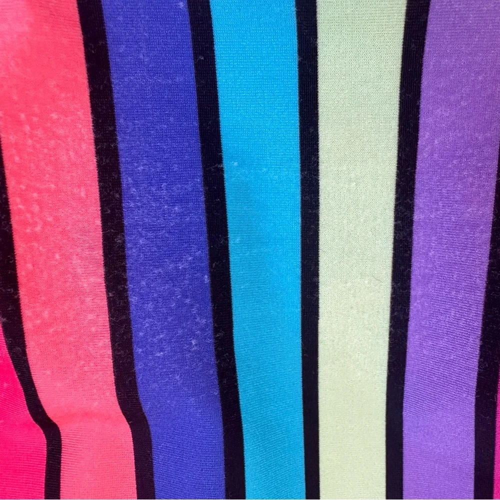 Girl's Speedos - Picture 4 of 4